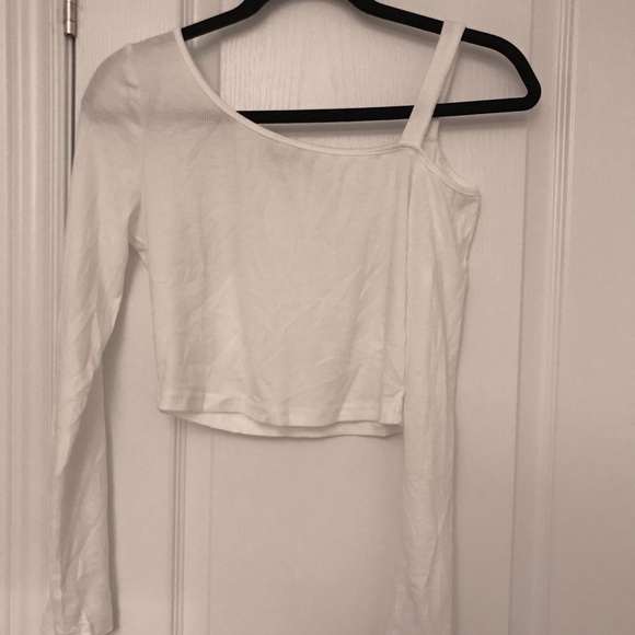 SHEIN off the shoulder crop top - Picture 2 of 3